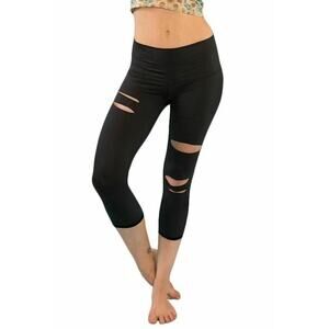 Teeki Leggings Crop XS Black Yoga Pilates Laser Cut Anti Microbial Fitness Capri